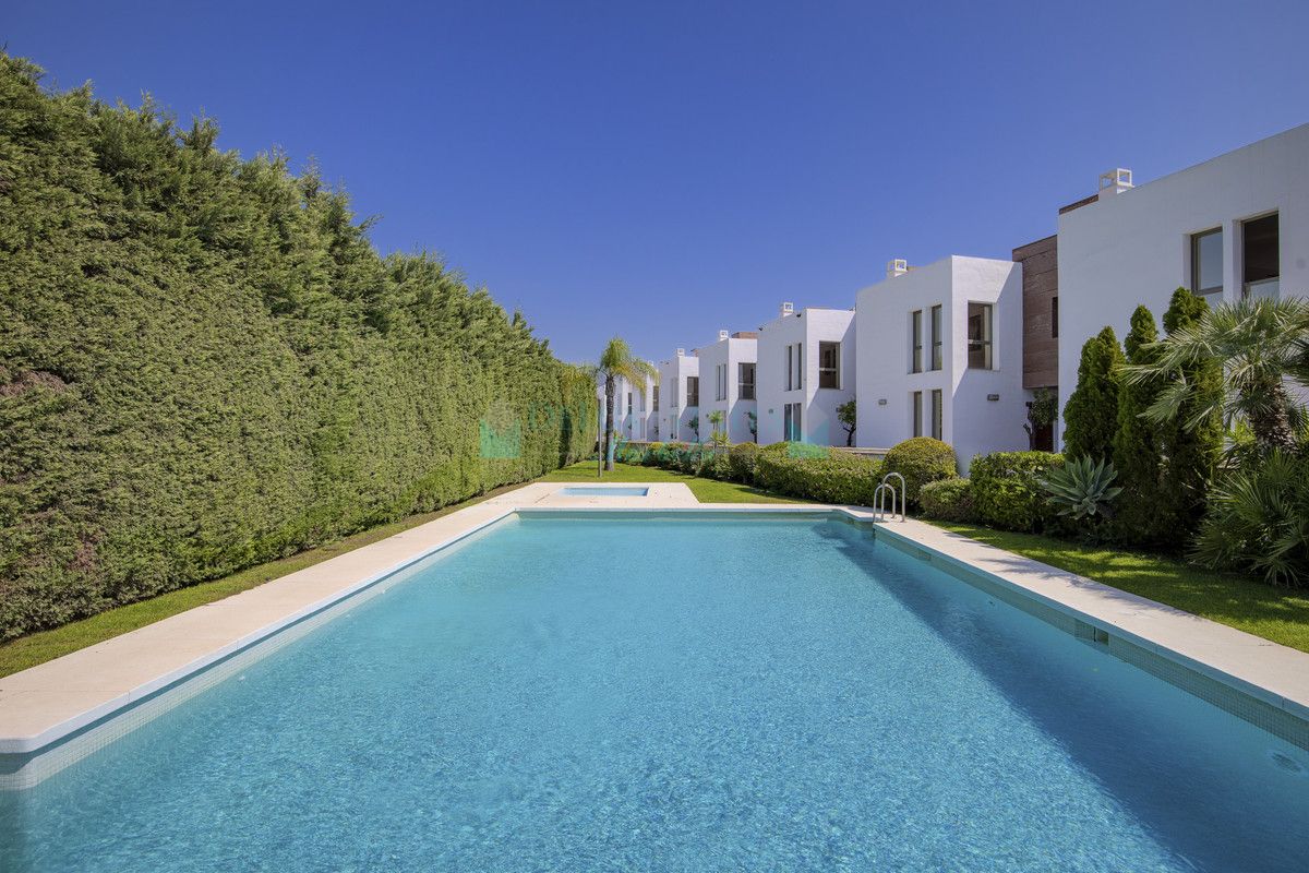 Town House for sale in Benahavis