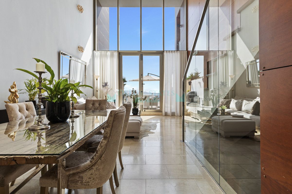 Town House for sale in Benahavis