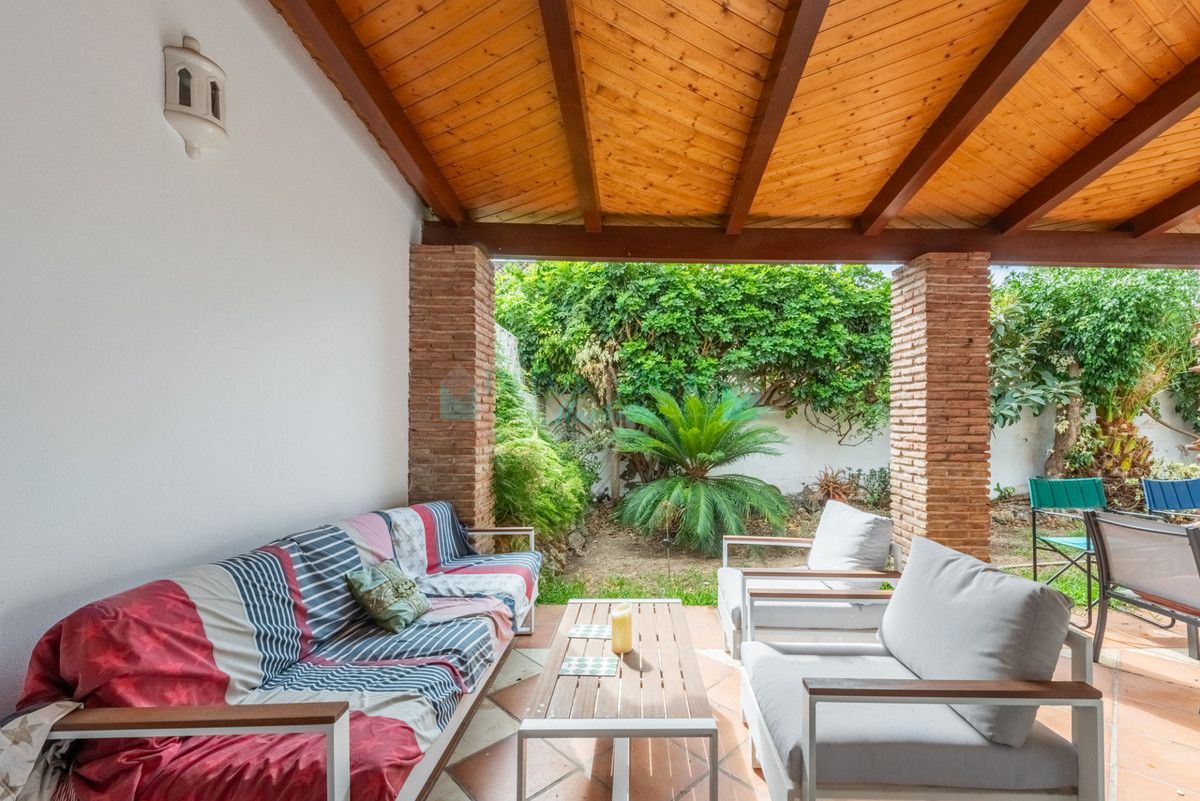 Villa for sale in San Pedro de Alcantara