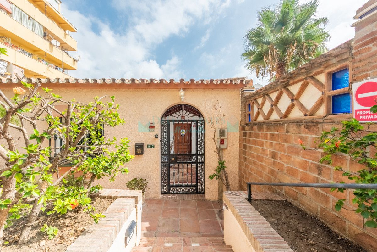 Villa for sale in San Pedro de Alcantara