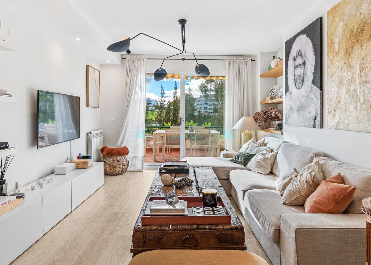 Apartment for sale in Guadalmina Alta, San Pedro de Alcantara