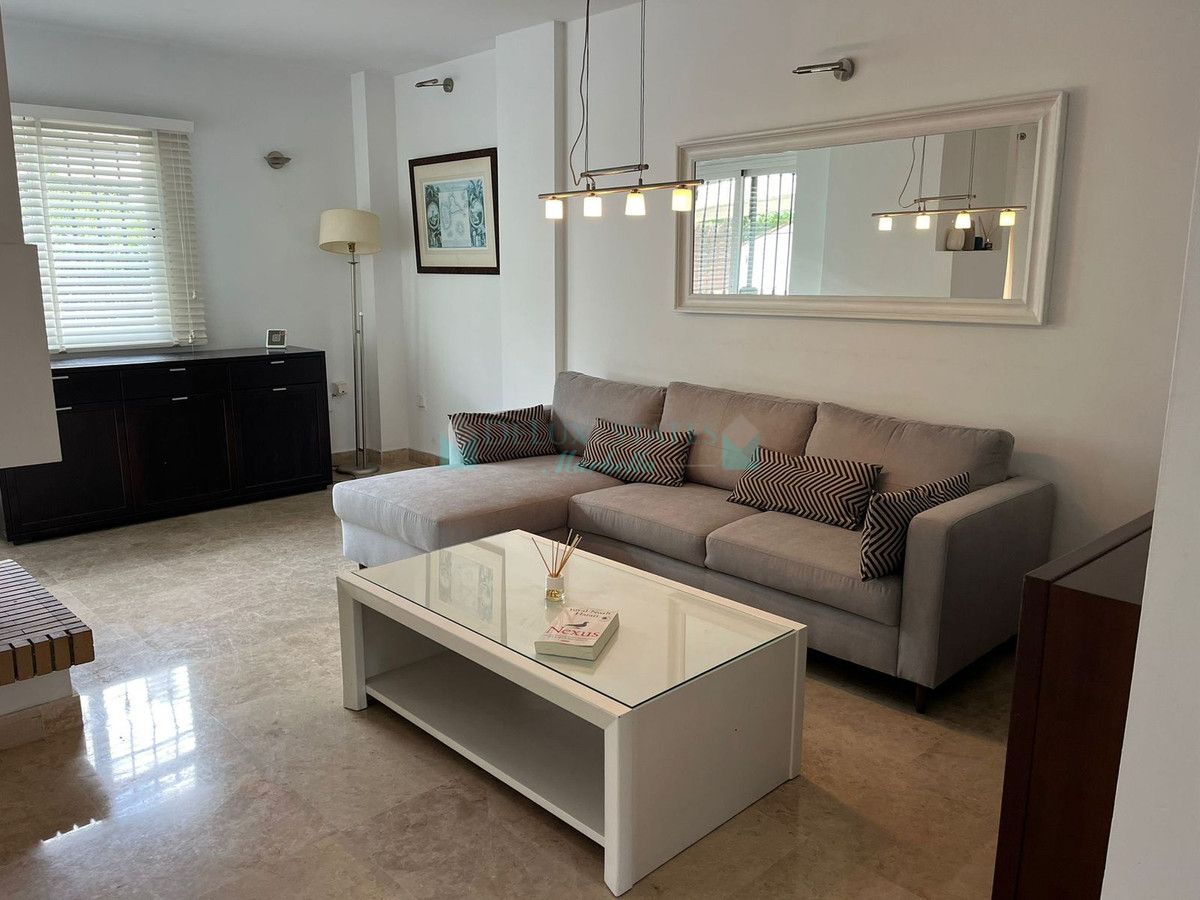 Town House for rent in Nueva Andalucia