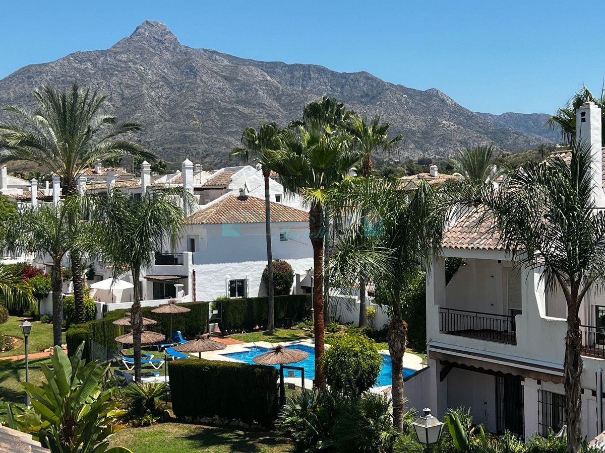 Town House for rent in Nueva Andalucia