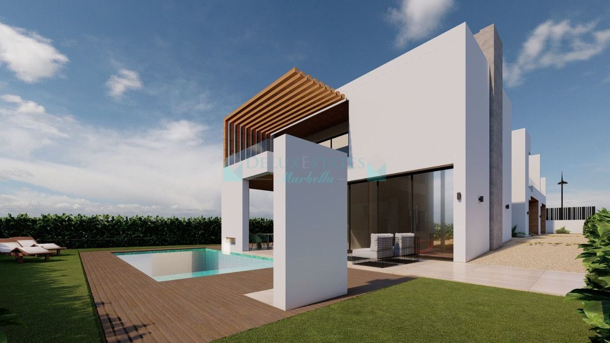 Villa for sale in Estepona