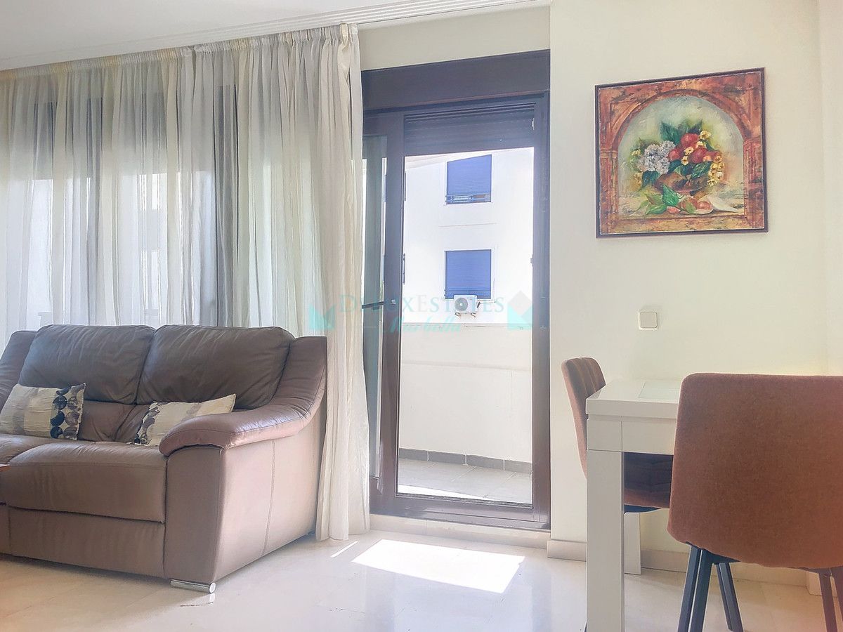 Apartamento en venta en Estepona