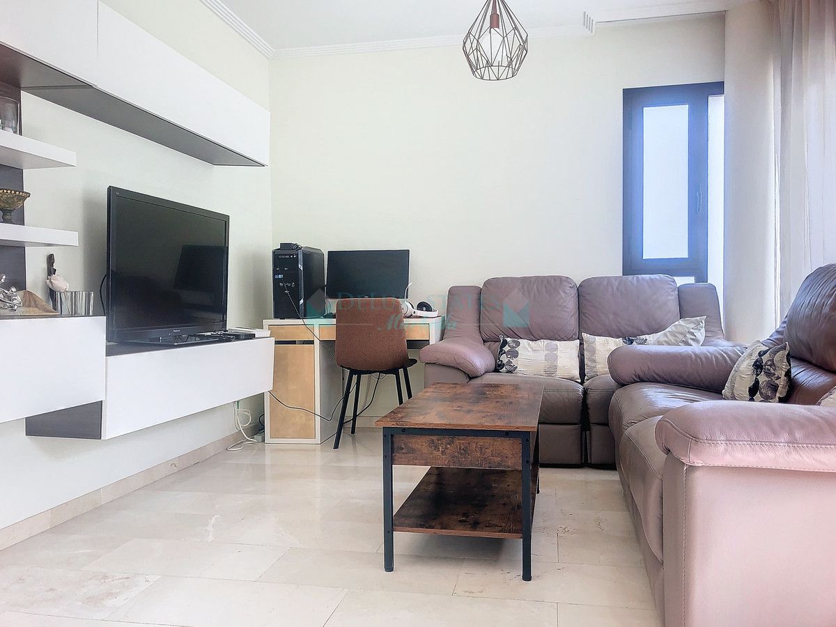 Apartamento en venta en Estepona