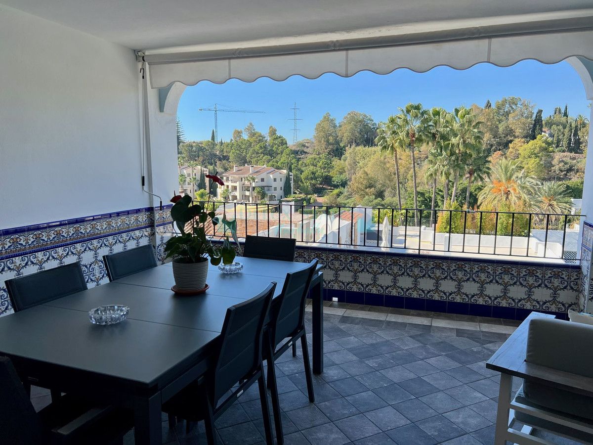 Apartamento en venta en La Quinta, Benahavis