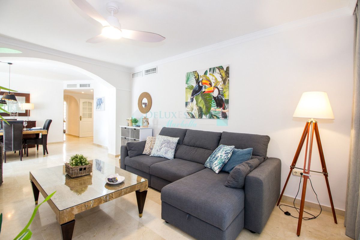 Ground Floor Apartment for rent in Elviria, Marbella East