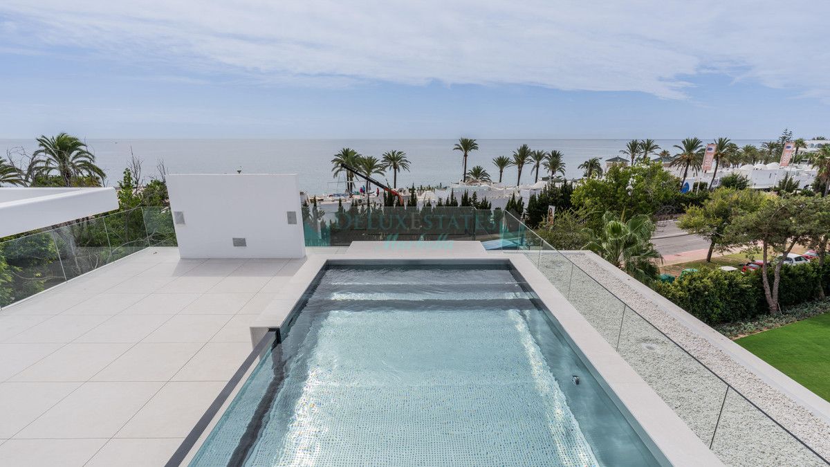 Semi Detached Villa for rent in Marbella Golden Mile