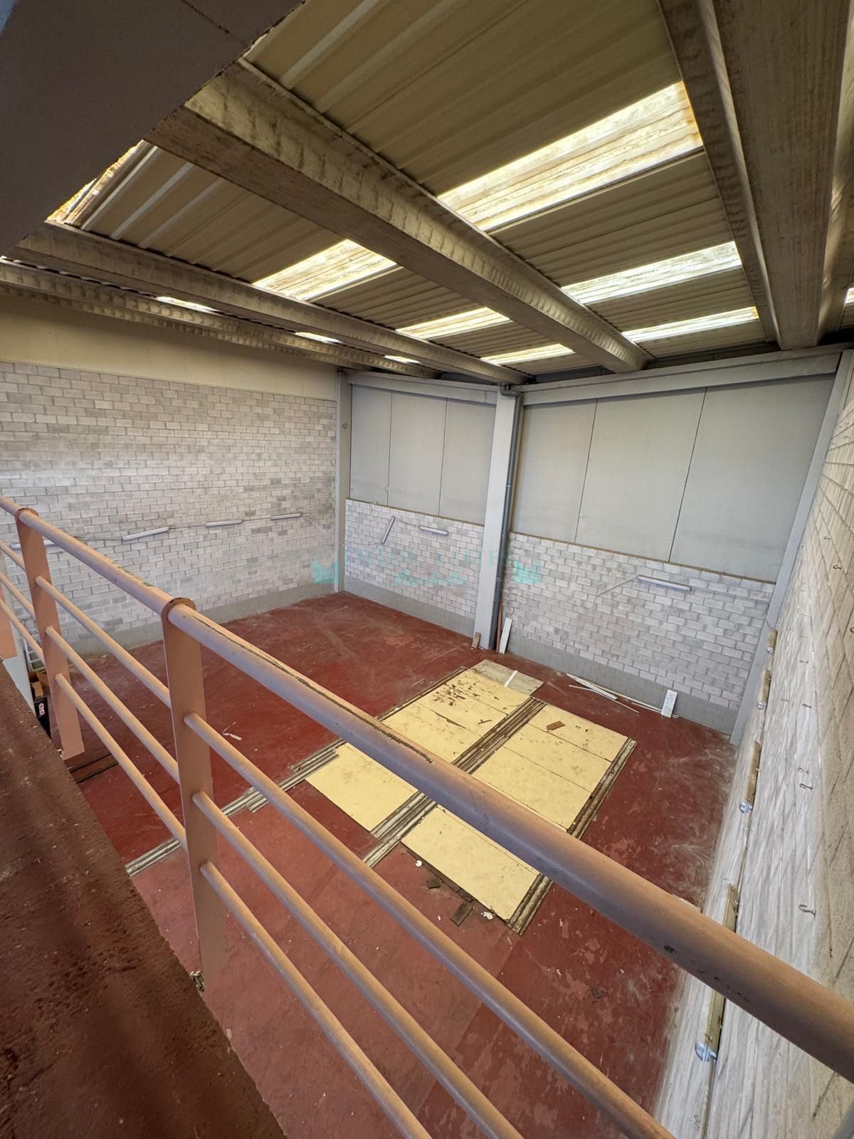 Commercial Premises for rent in Nueva Andalucia