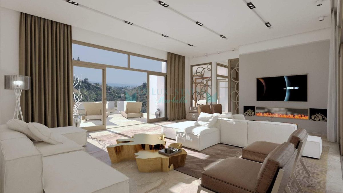 Plot for sale in El Rosario, Marbella East