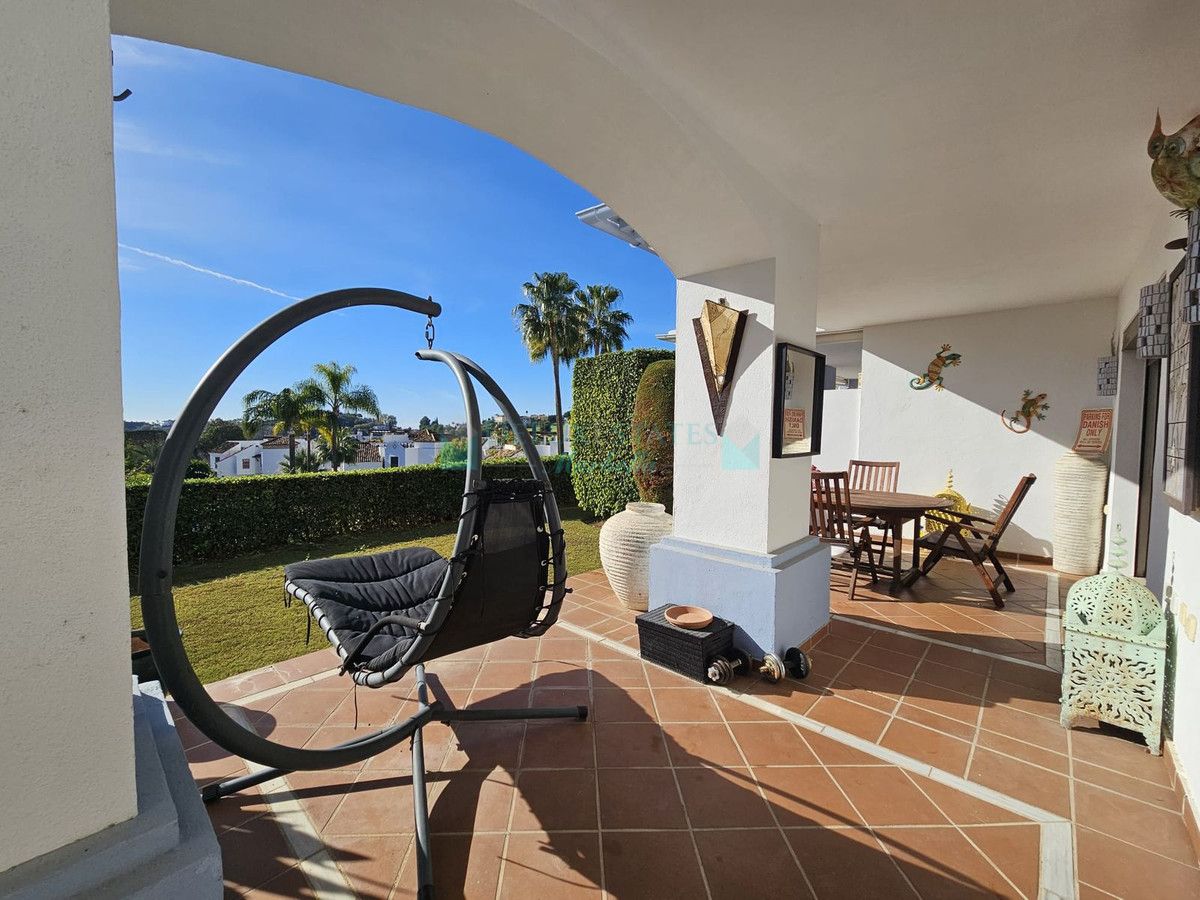 Ground Floor Apartment for sale in Los Arqueros, Benahavis