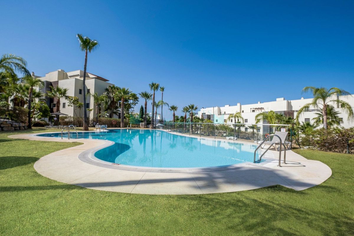 Ground Floor Apartment for sale in Los Flamingos, Benahavis