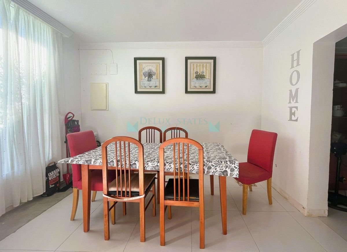 Semi Detached Villa for sale in Estepona