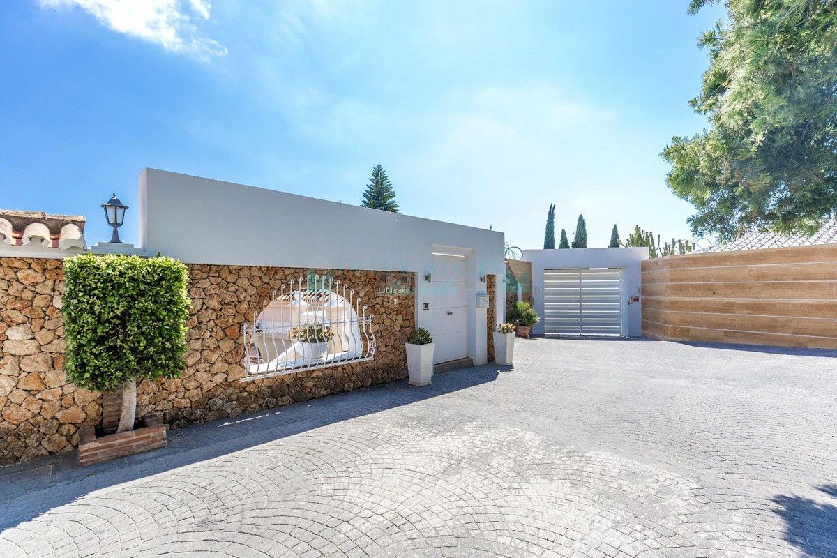 Villa for rent in La Quinta, Benahavis