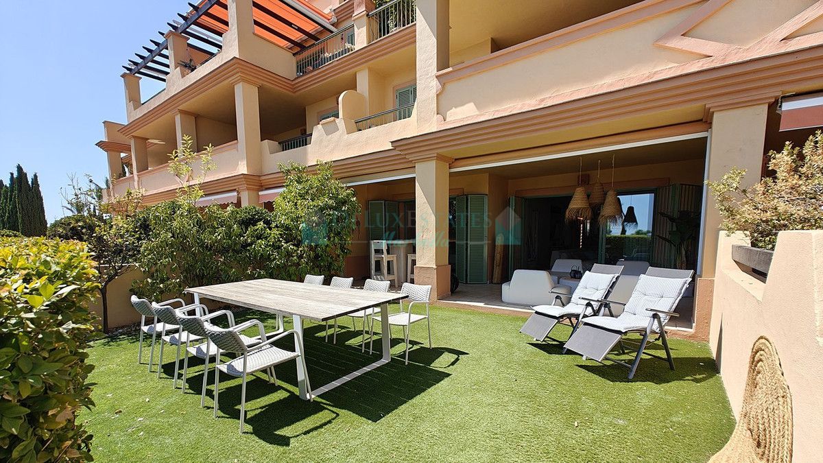 Apartamento Planta Baja en venta en Los Flamingos, Benahavis