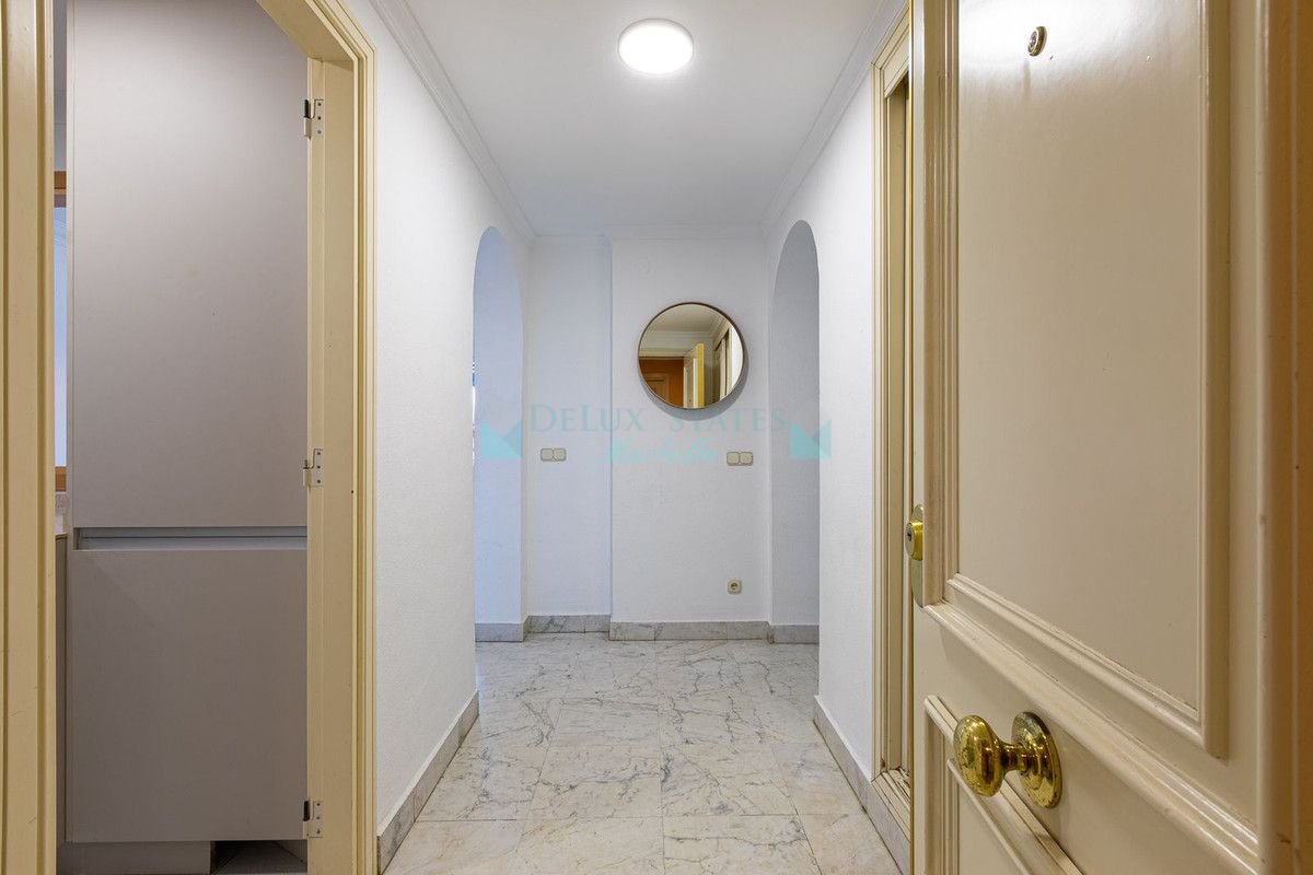 Apartment for sale in Marbella - Puerto Banus