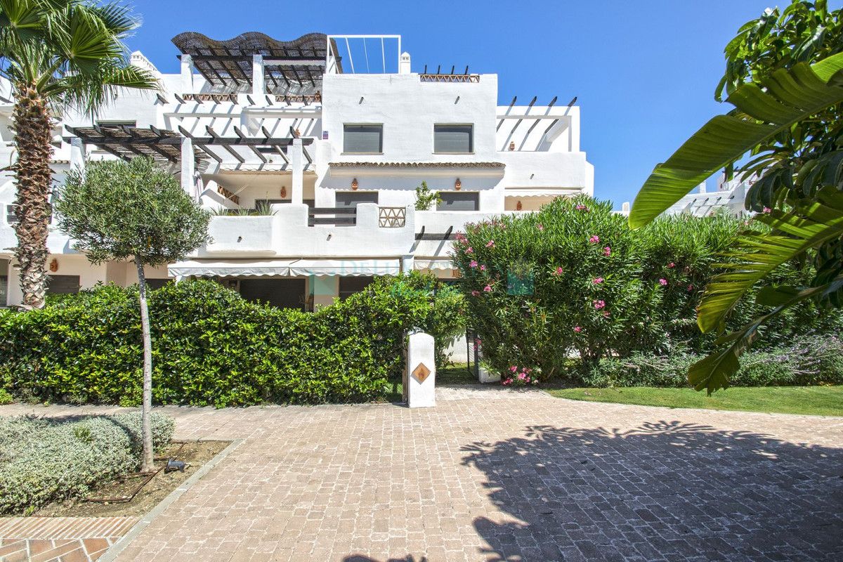 Ground Floor Apartment for sale in Estepona