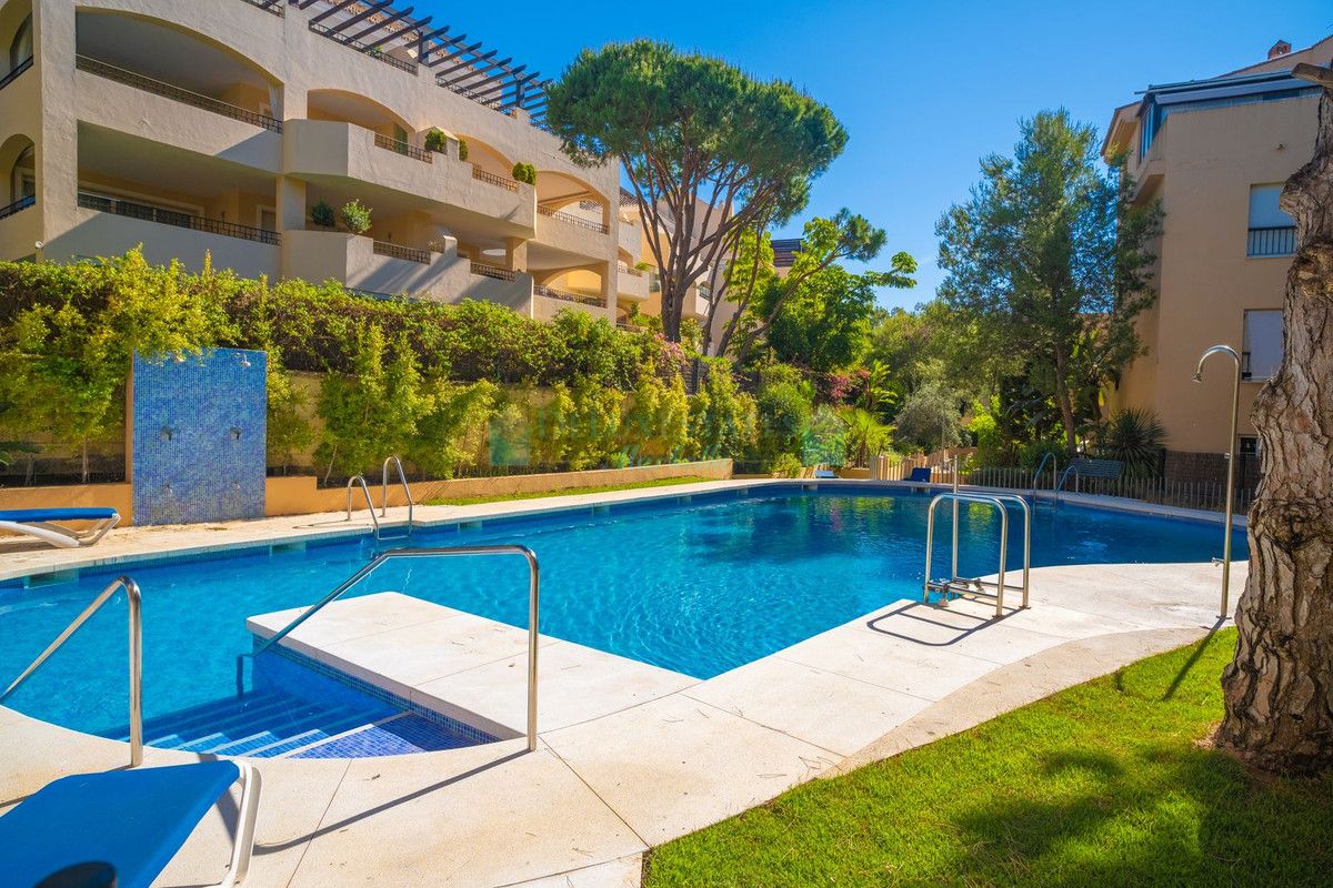 Apartamento en venta en Elviria, Marbella Este