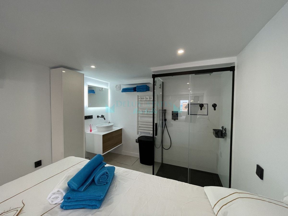 Villa Pareada en alquiler en Estepona