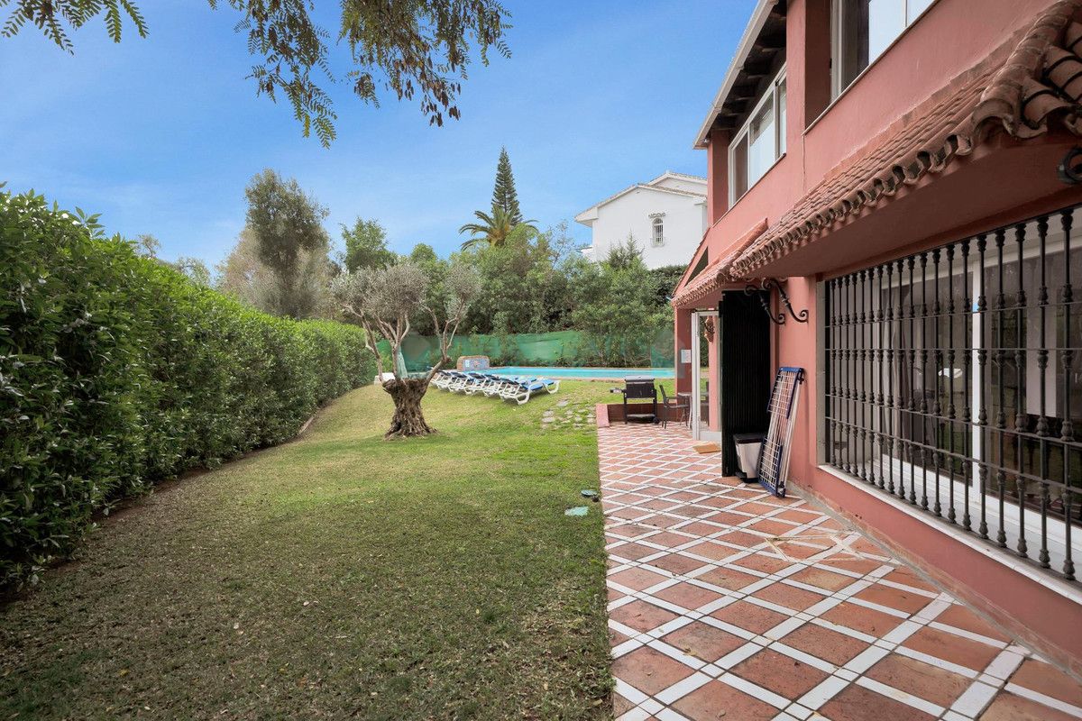 Villa for sale in Elviria, Marbella East