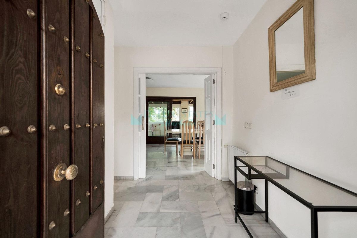 Villa for sale in Elviria, Marbella East