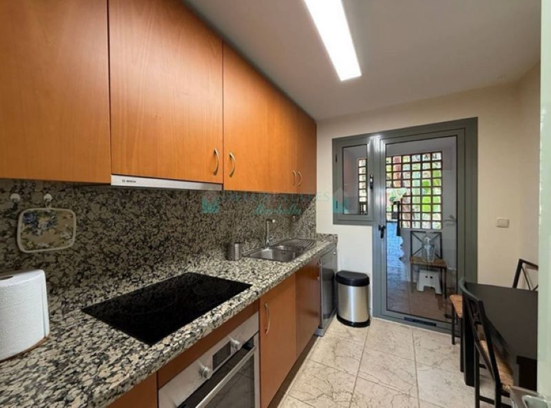 Apartamento Planta Baja en alquiler en Estepona