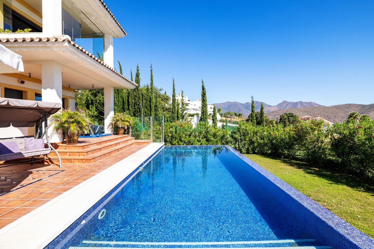 Villa for sale in Marbella