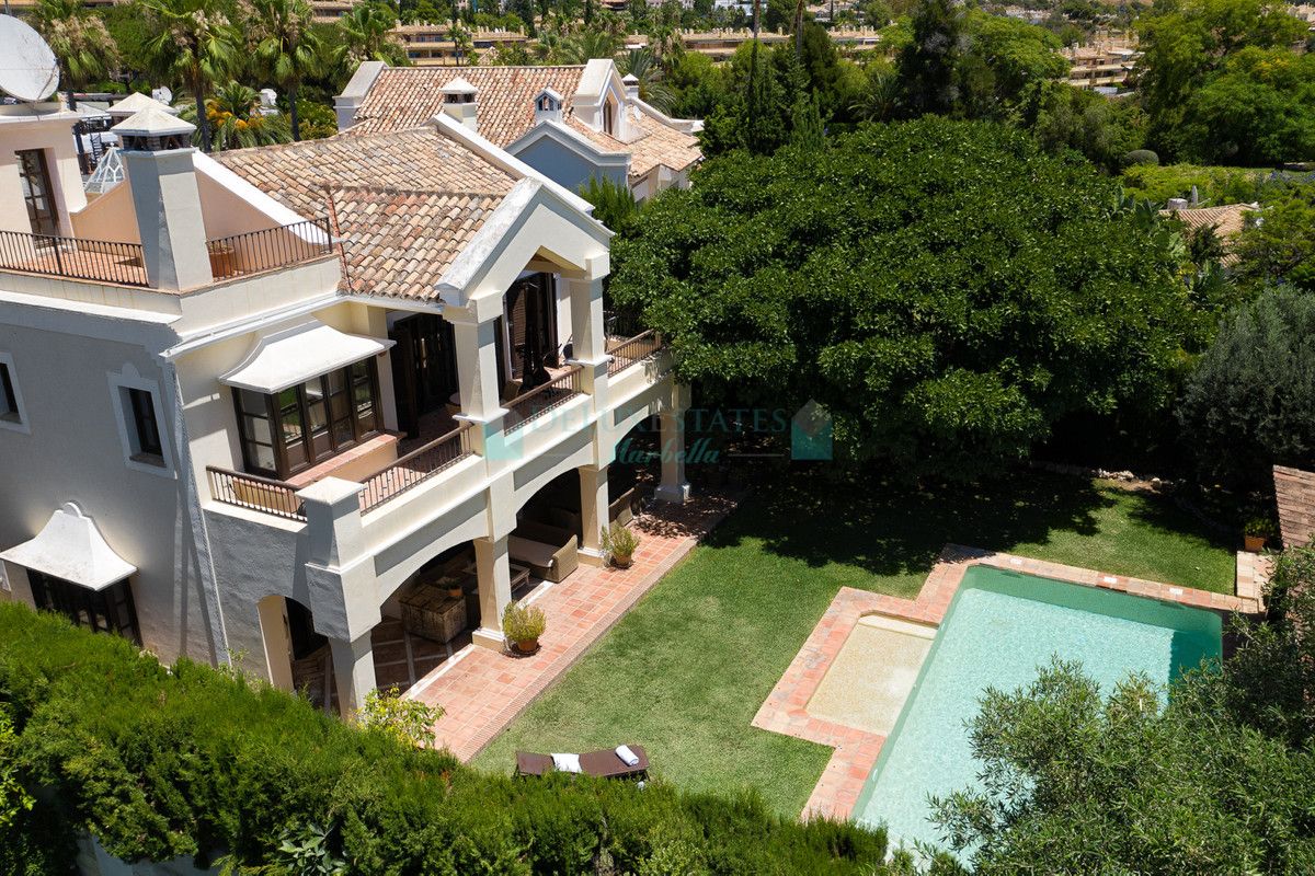 Villa en alquiler en Sierra Blanca, Marbella Golden Mile