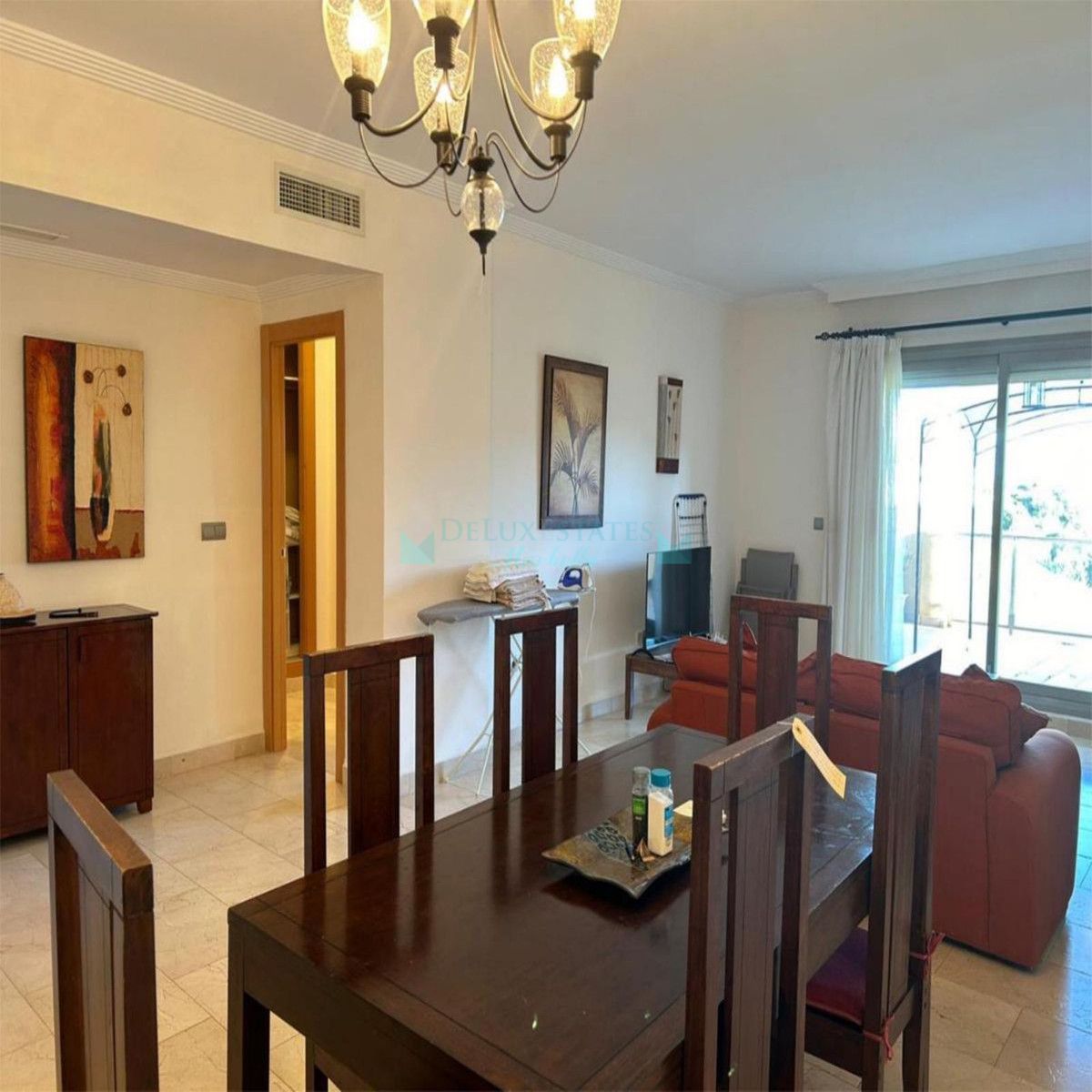 Apartment for sale in Estepona