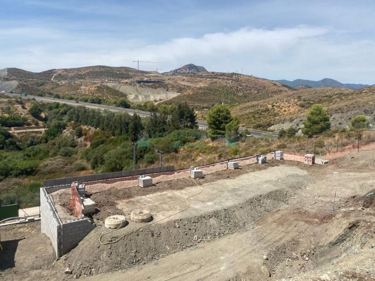 Parcela Residencial en venta en Benahavis