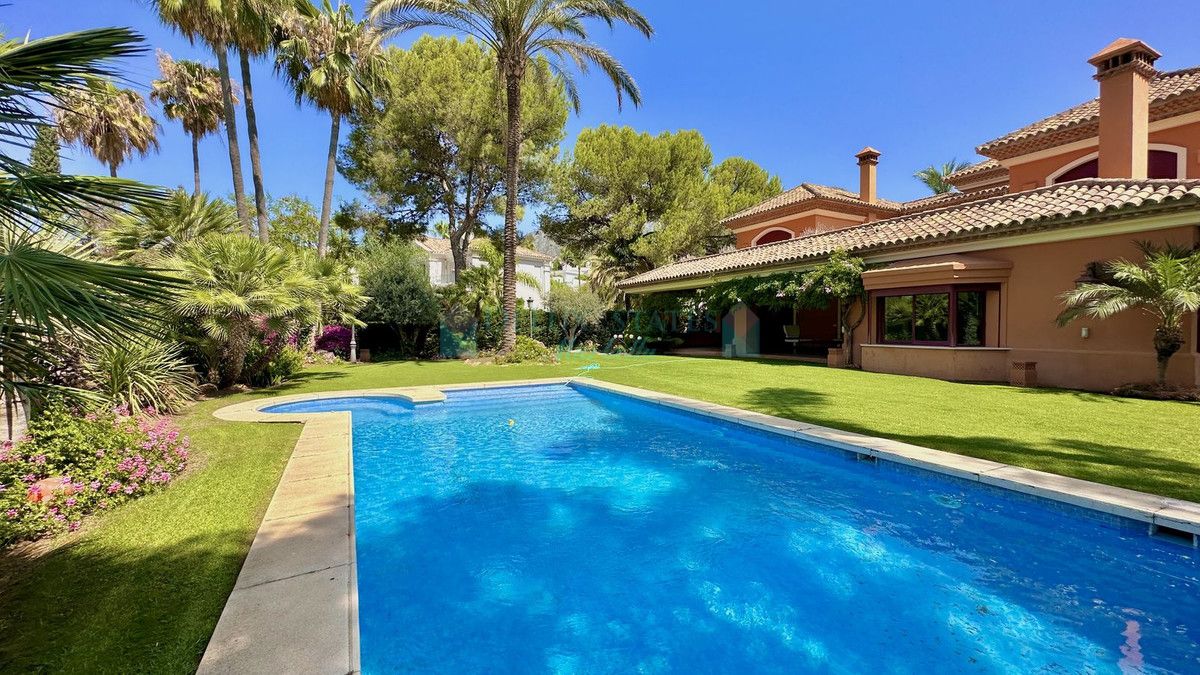 Villa en venta en Marbella Golden Mile