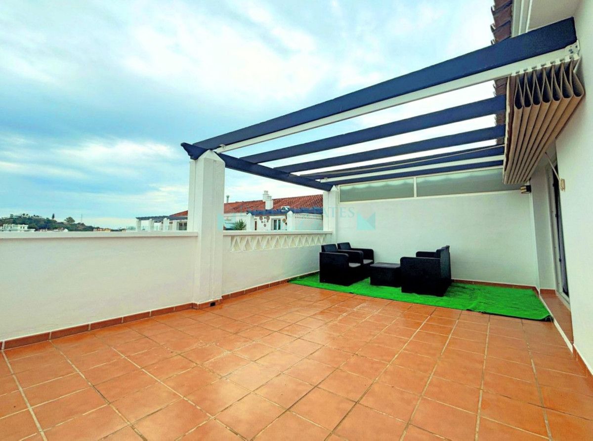 Penthouse for sale in Nueva Andalucia