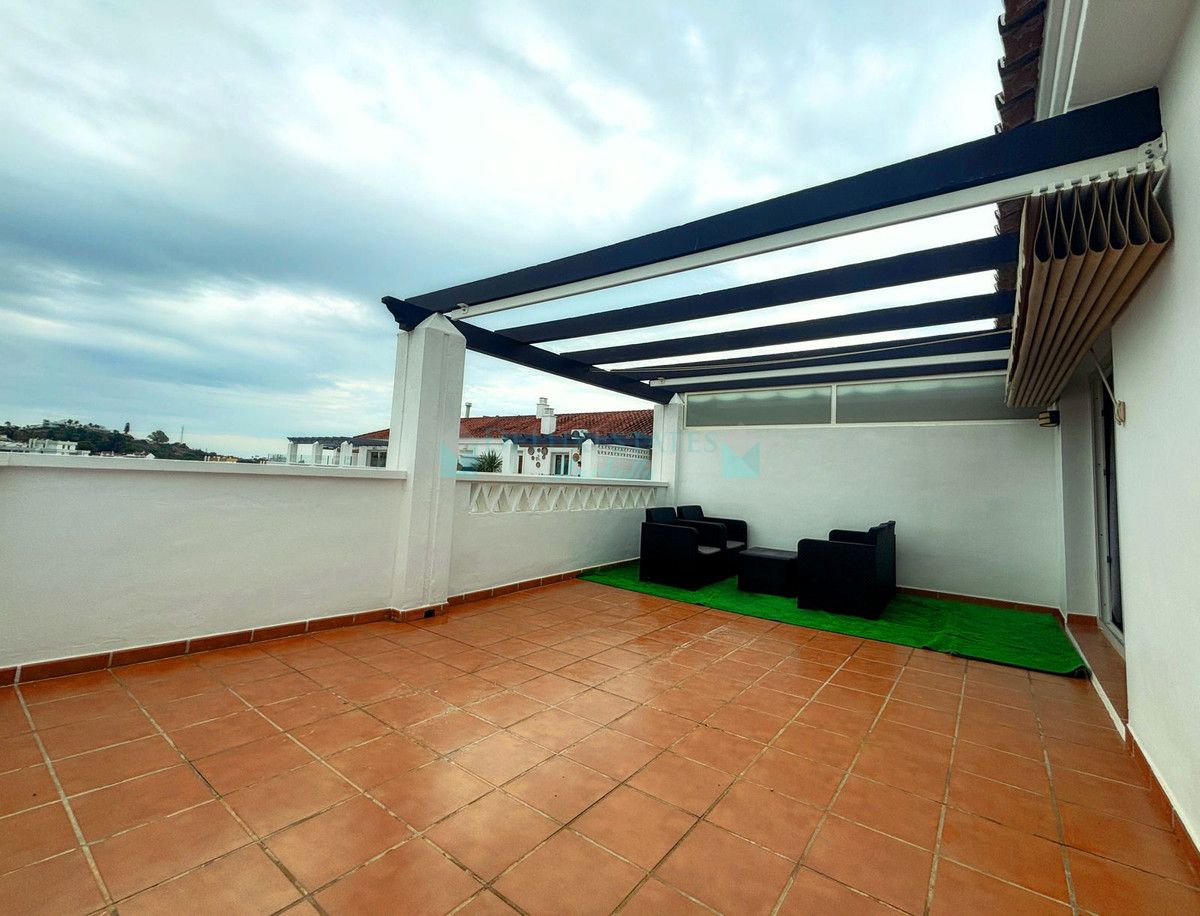 Penthouse for sale in Nueva Andalucia