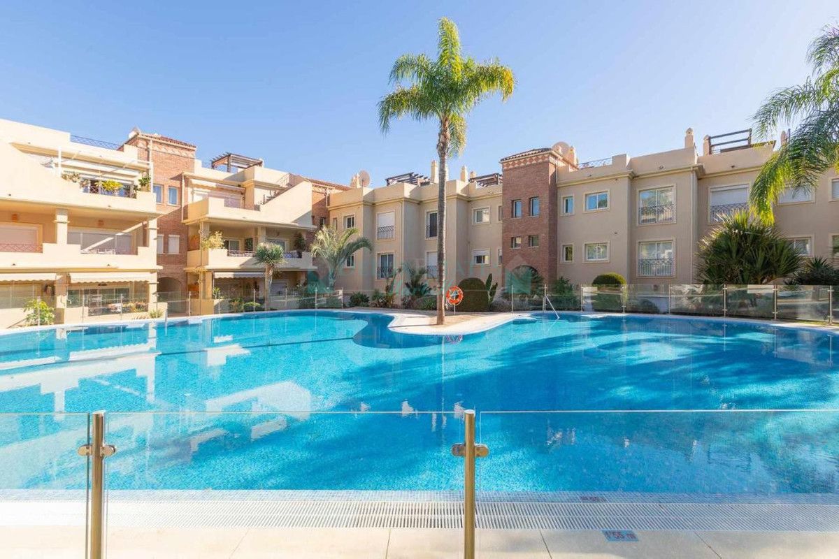 Apartment for sale in Estepona