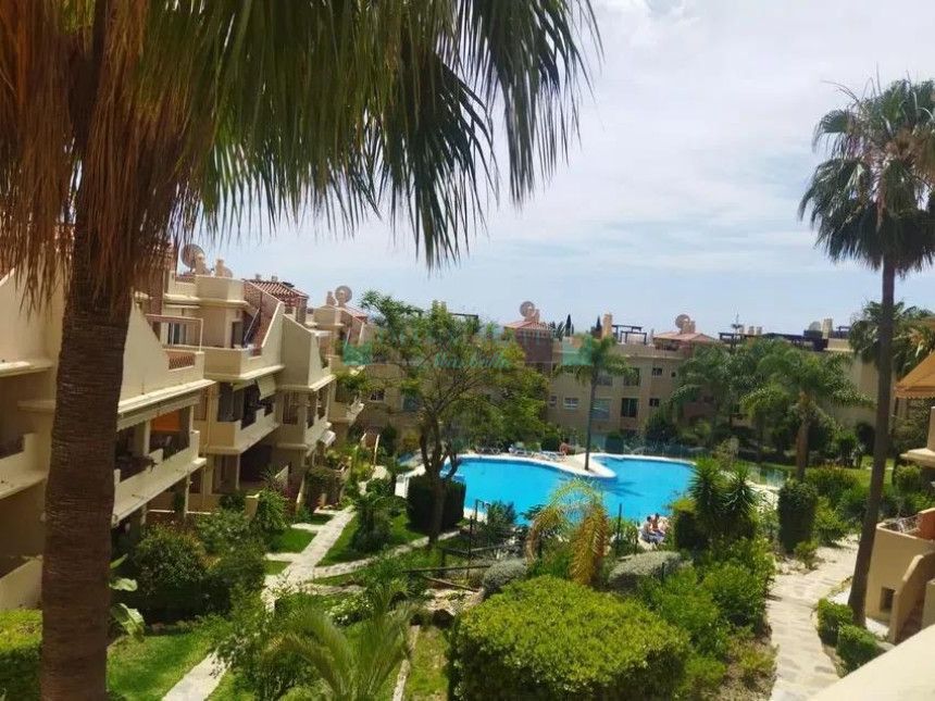 Apartment for sale in Estepona