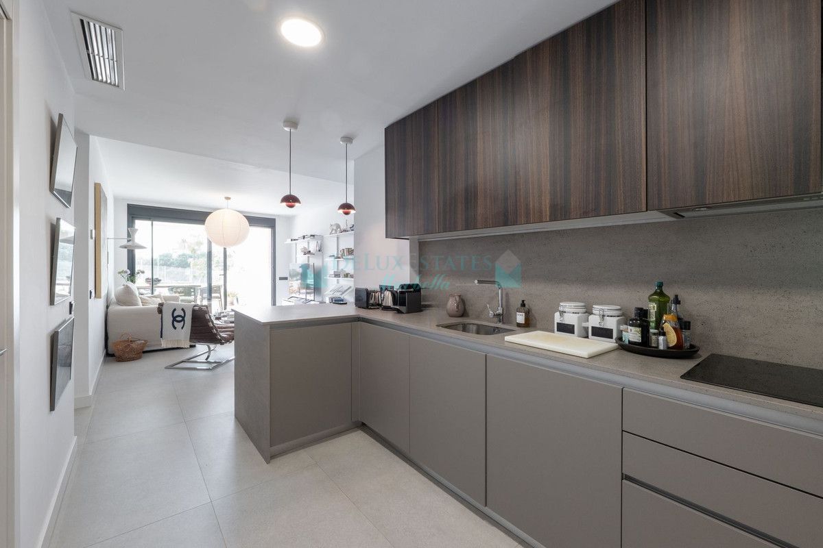 Ground Floor Apartment for sale in Los Altos de los Monteros, Marbella East