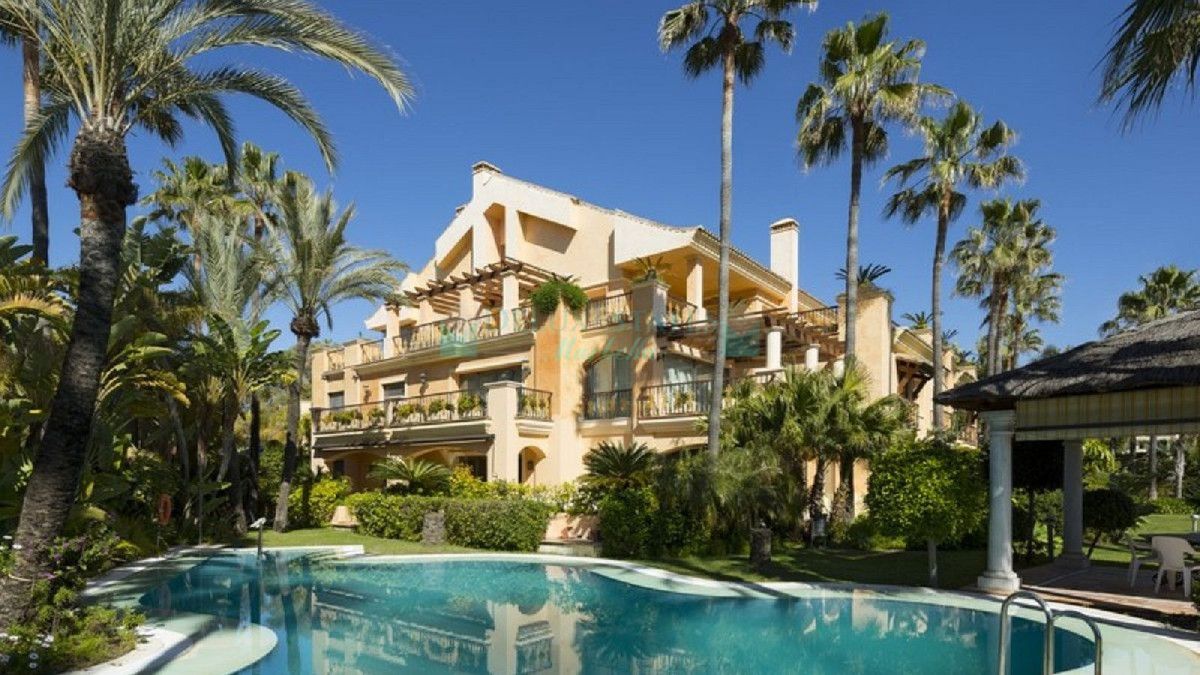 Apartment for rent in Marbella - Puerto Banus