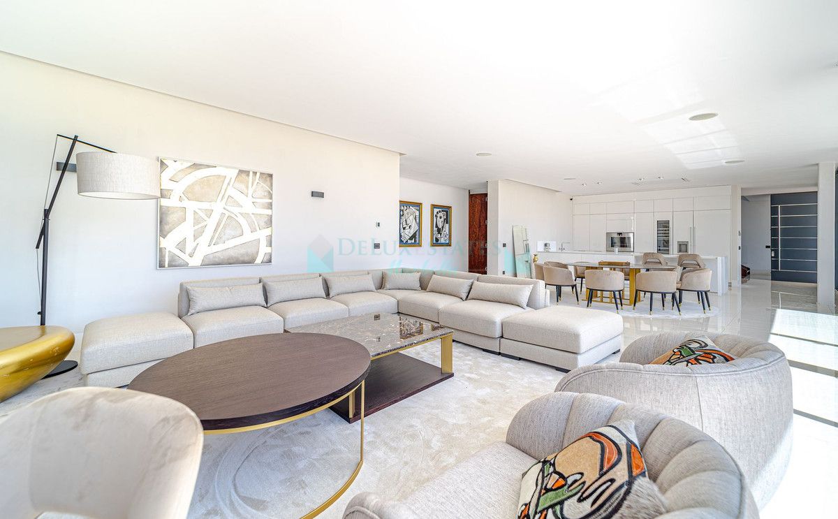 Villa for rent in Nueva Andalucia