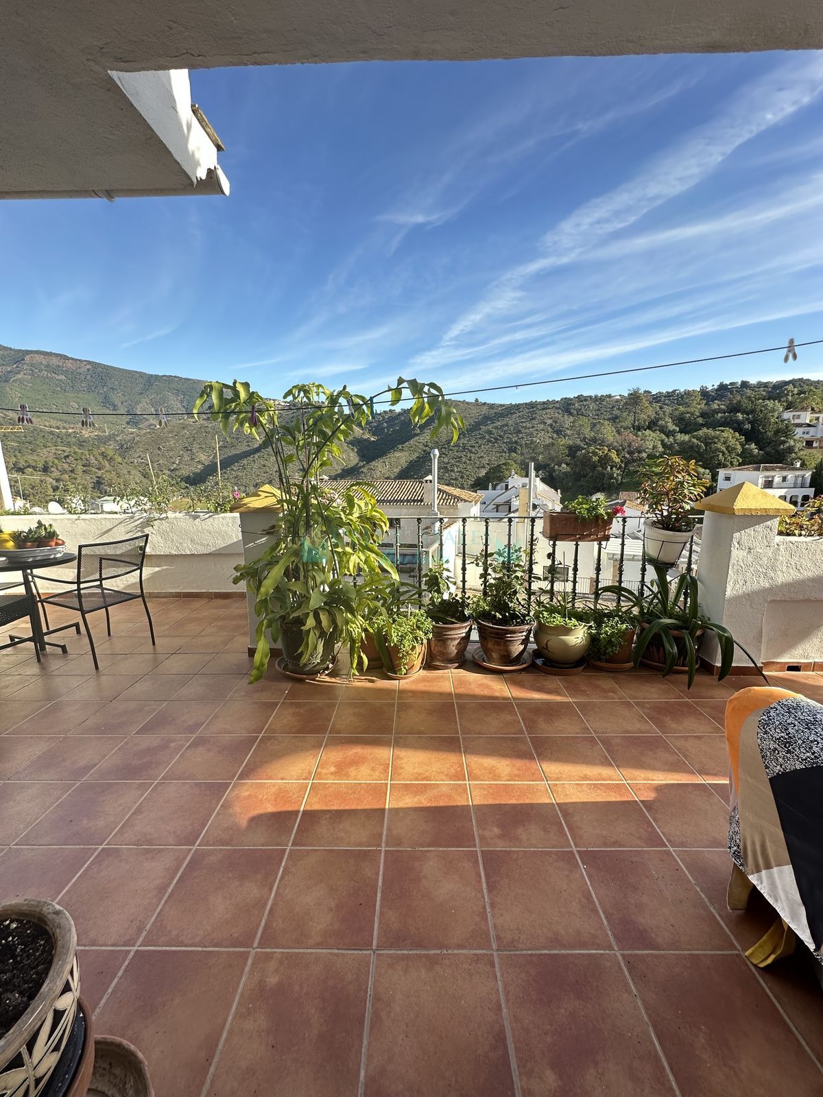 Ground Floor Apartment for sale in Benahavis