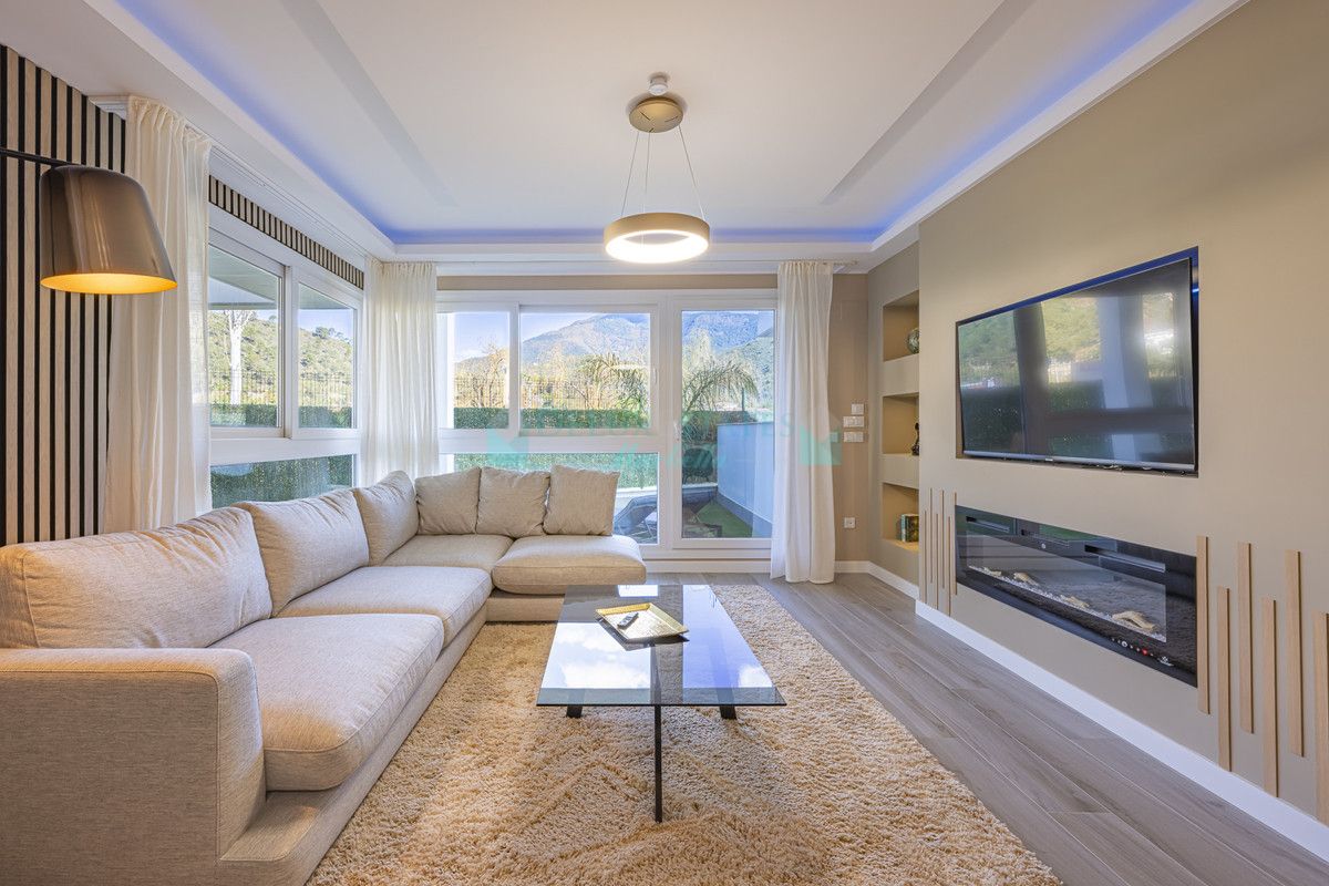 Apartamento Planta Baja en venta en Benahavis