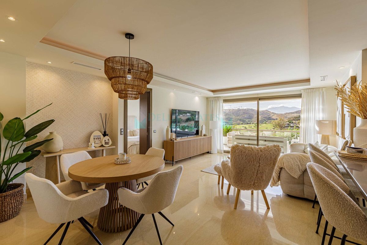 Apartment for sale in Los Arqueros, Benahavis