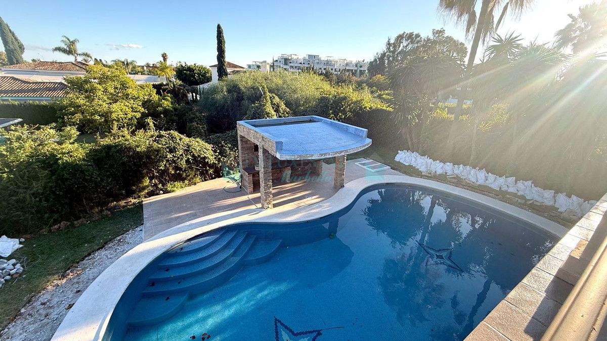 Villa en alquiler en Marbella Golden Mile