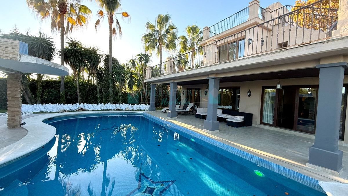 Villa en alquiler en Marbella Golden Mile