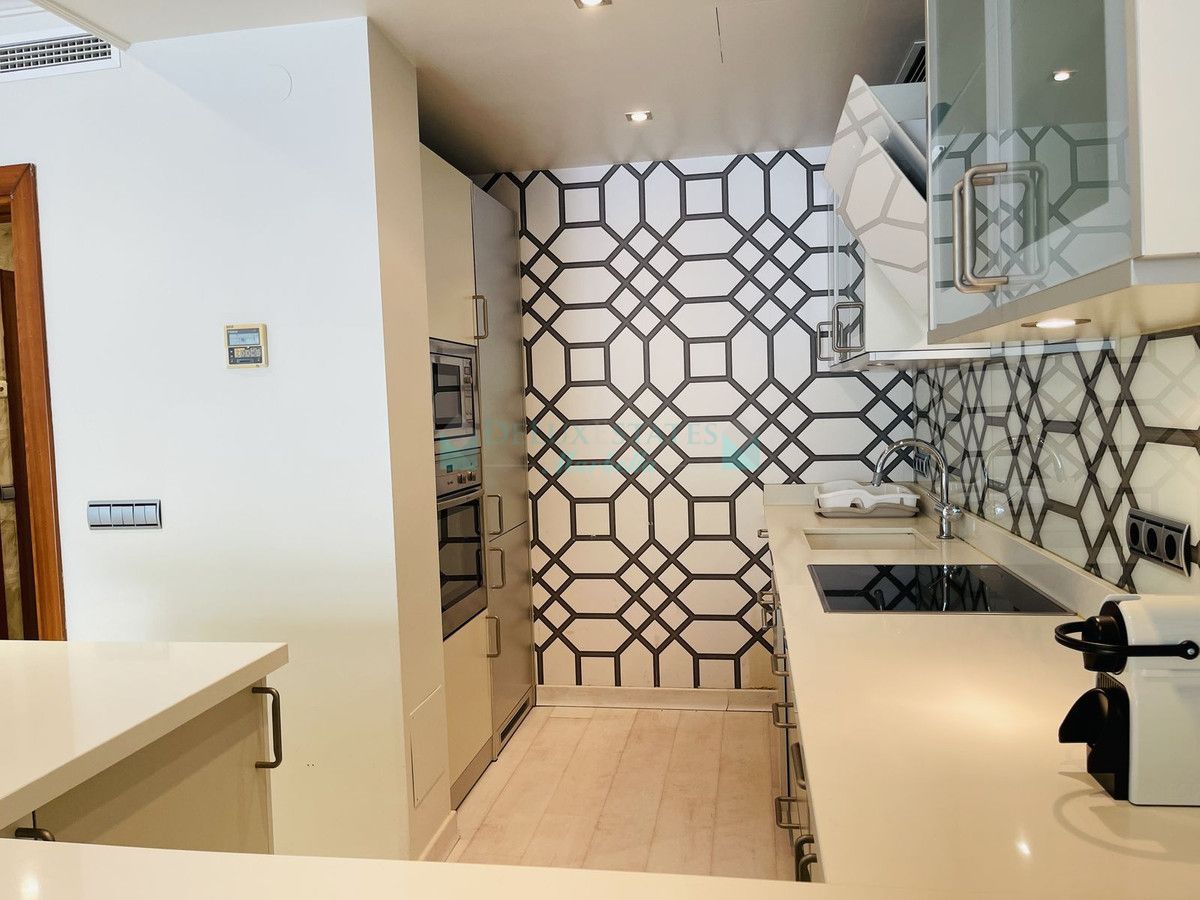 Ground Floor Apartment for rent in Marbella - Puerto Banus