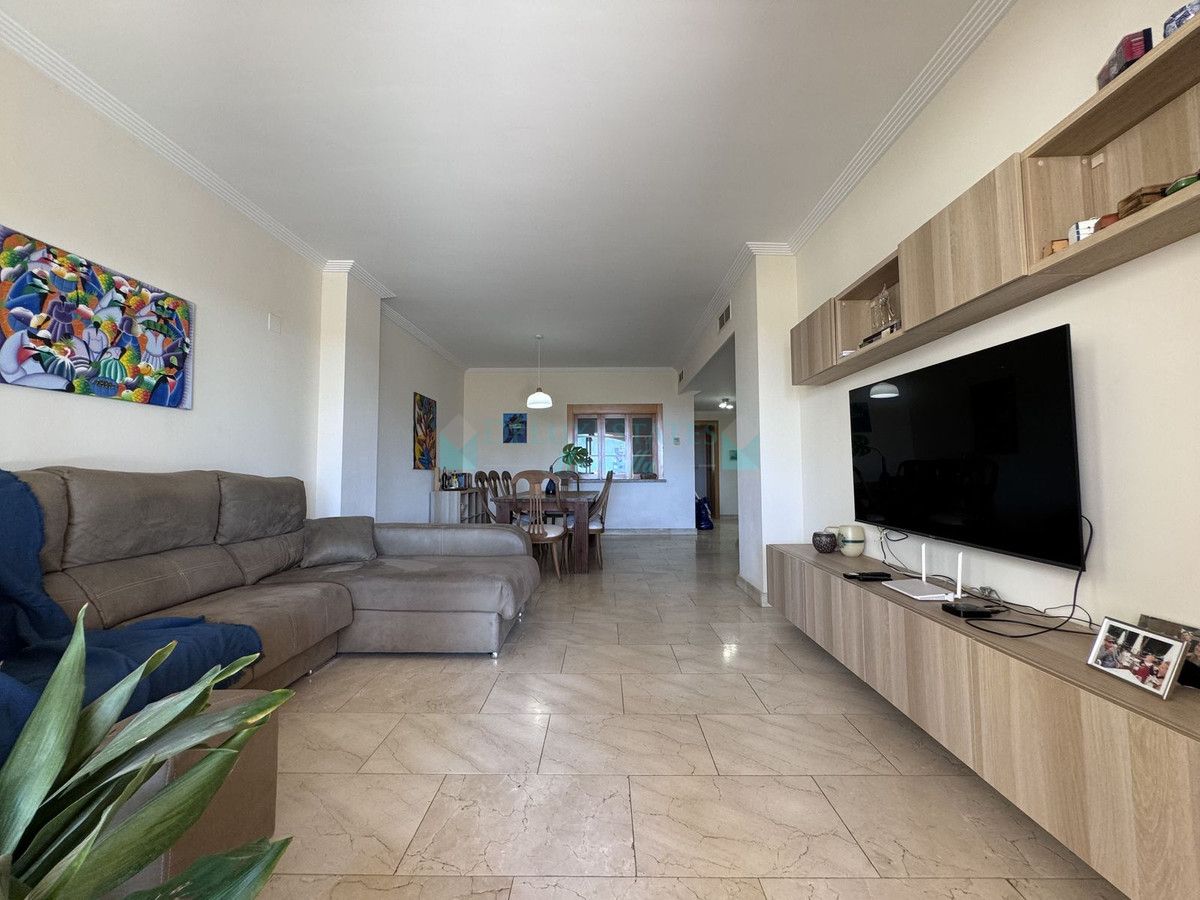 Ground Floor Apartment for sale in Estepona