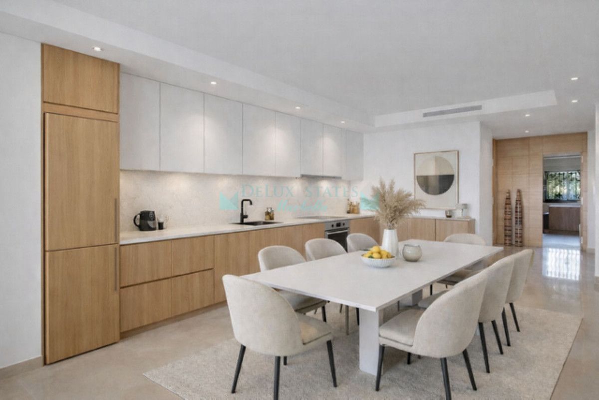 Ground Floor Apartment for sale in La Quinta, Benahavis