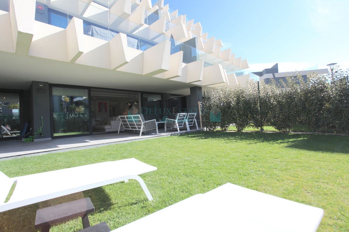 Ground Floor Apartment for sale in Selwo, Estepona