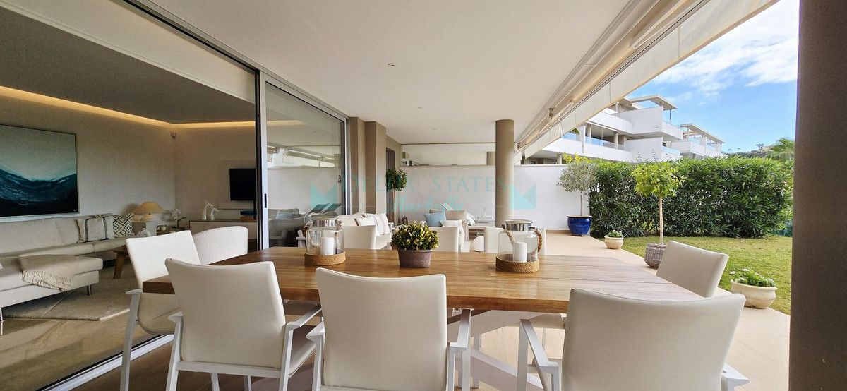 Ground Floor Apartment for sale in Benahavis