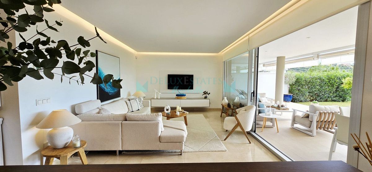 Ground Floor Apartment for sale in Benahavis